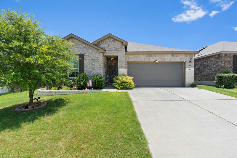 1941 T H Johnson Dr — exterior