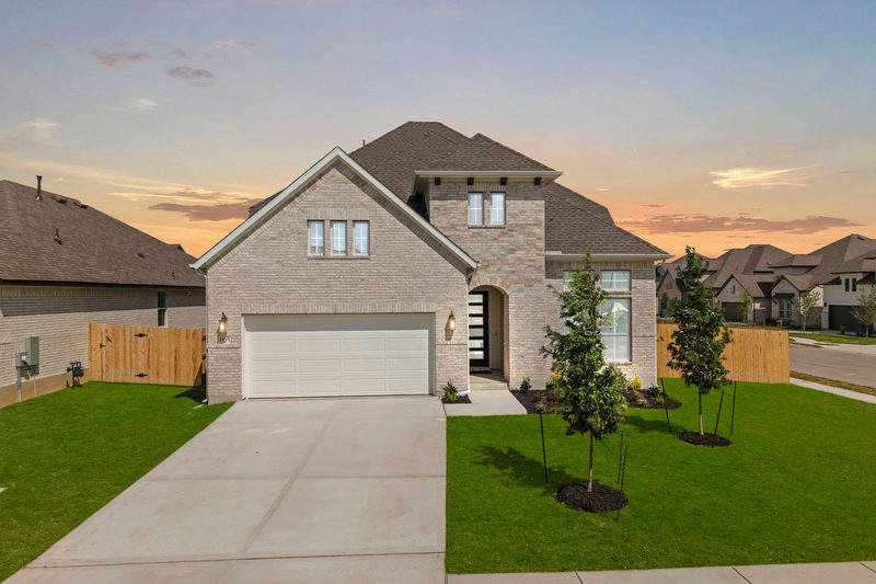 19501 Erna Dr — exterior