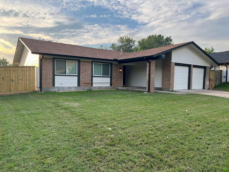 4802 Carsonhill Dr — exterior