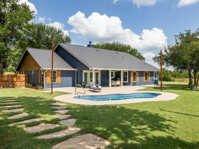 3001 County Road 255 — exterior