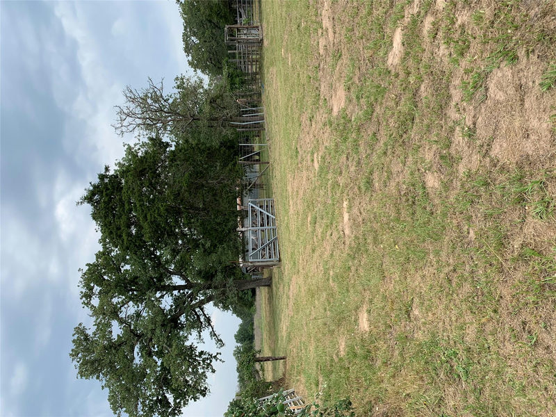 276 Ott Rd — exterior