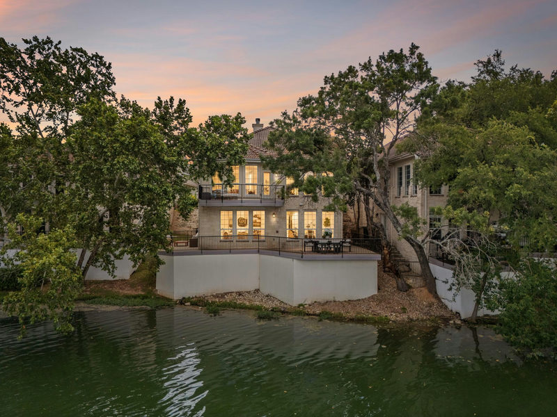 347 The Hills Dr — exterior