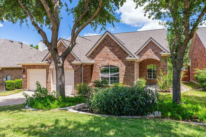 2507 Powderham Ln — exterior