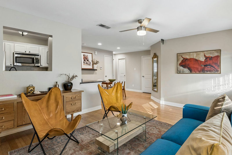1307 Norwalk Ln #203 — exterior