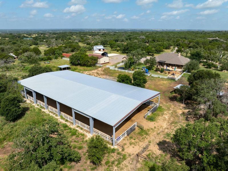 3692 County Road 207 — exterior