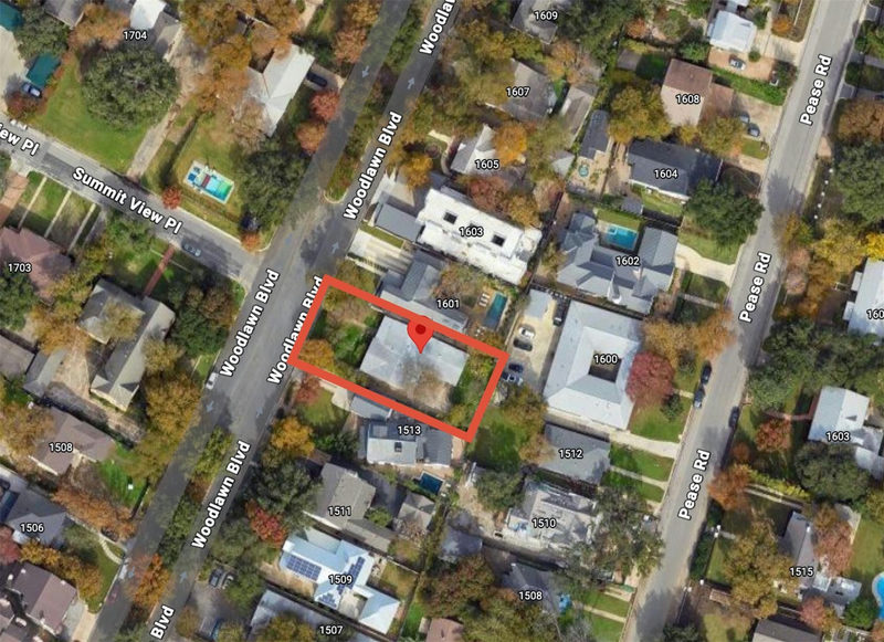 1515 A and B Woodlawn Blvd — exterior