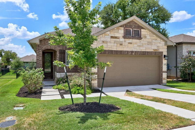 117 Monterey Oak Trl — exterior