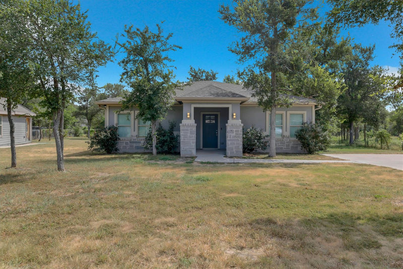 159 La Fortuna Dr — exterior