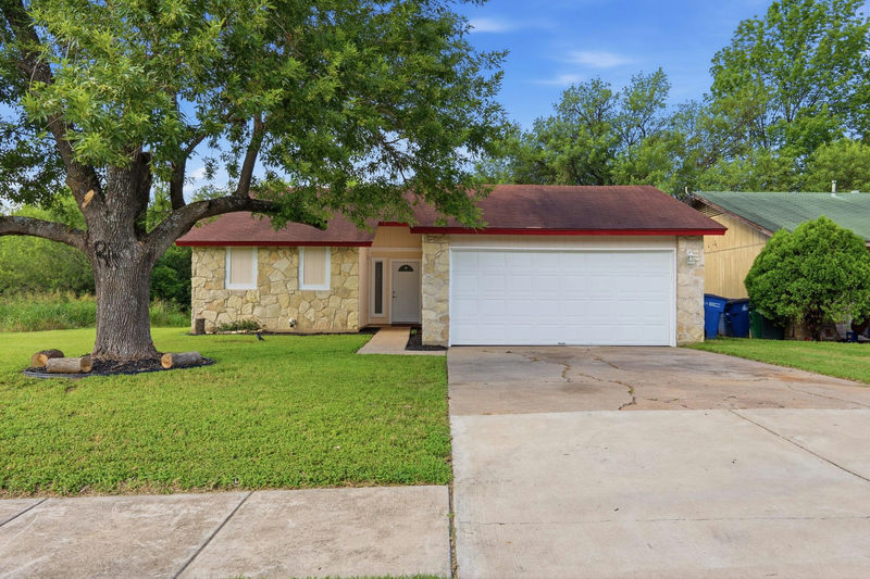 7111 Astro View Dr — exterior