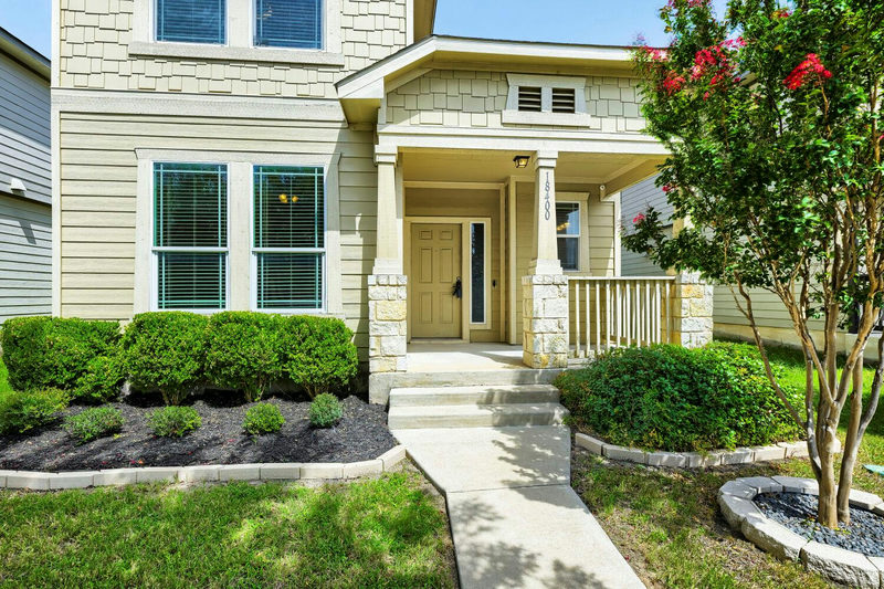 18400 Cumberland Gap St — exterior