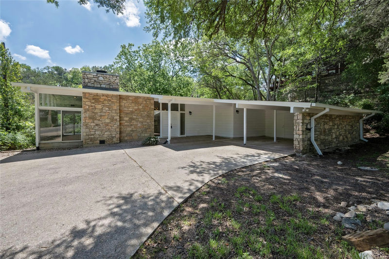7 Hull Circle Dr — exterior