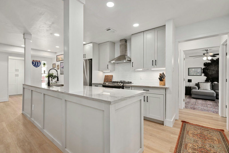 4709 York Hill Dr — exterior
