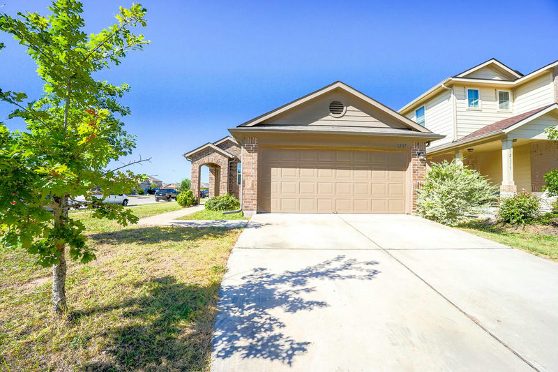 12117 Greywacke Dr — exterior