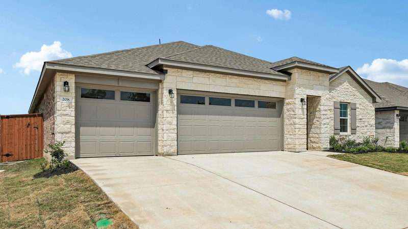 208 Rivers Edge Dr — exterior