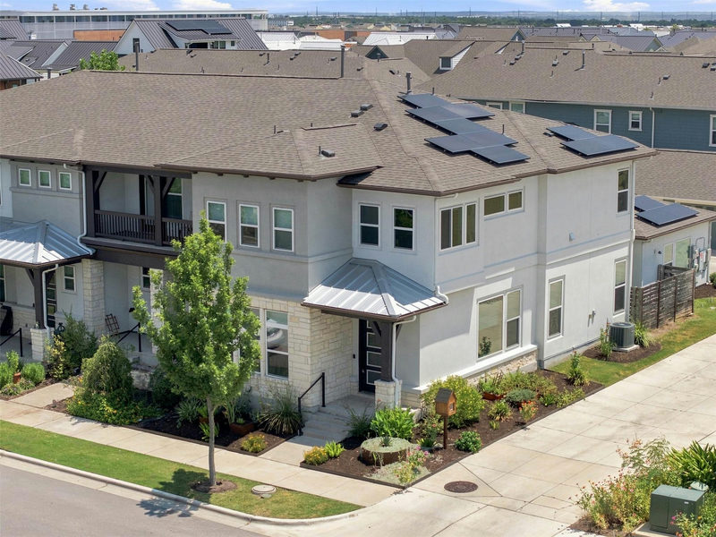 2509 Robert Browning St — exterior