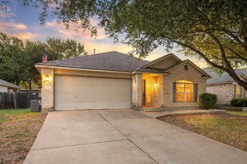 3353 Rod Carew Dr — exterior