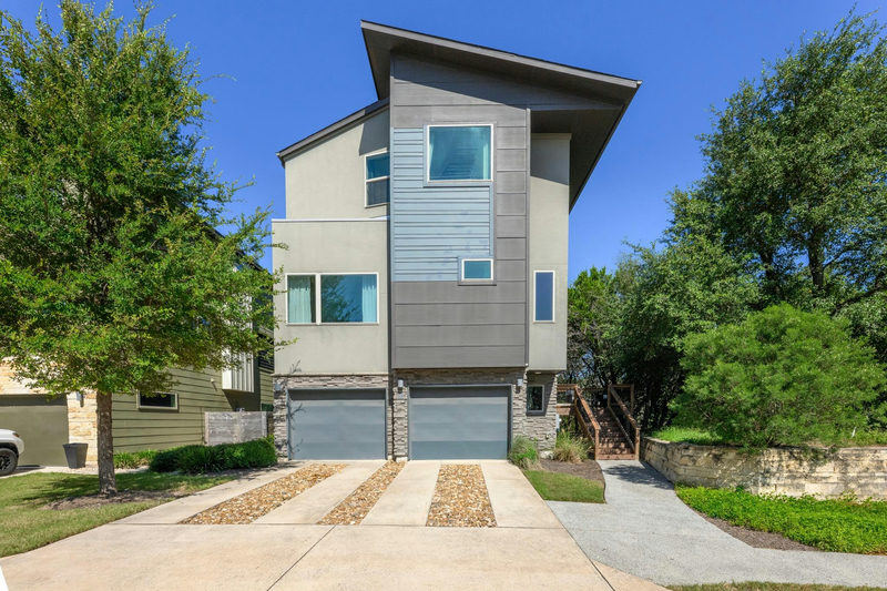 5315 La Crosse Ave #1 — exterior