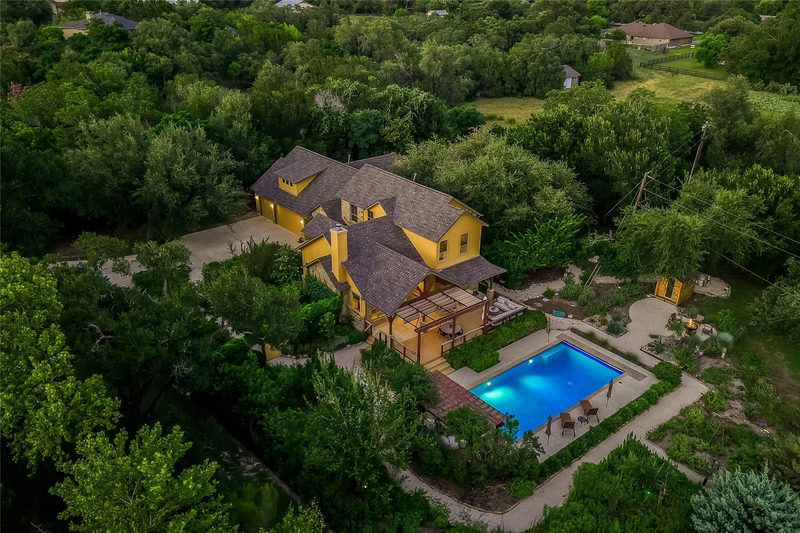 9512 Vera Cruz Rd — exterior