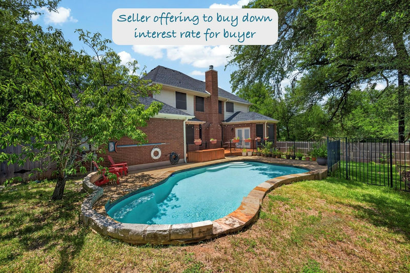 7804 Blue Lilly Dr — exterior