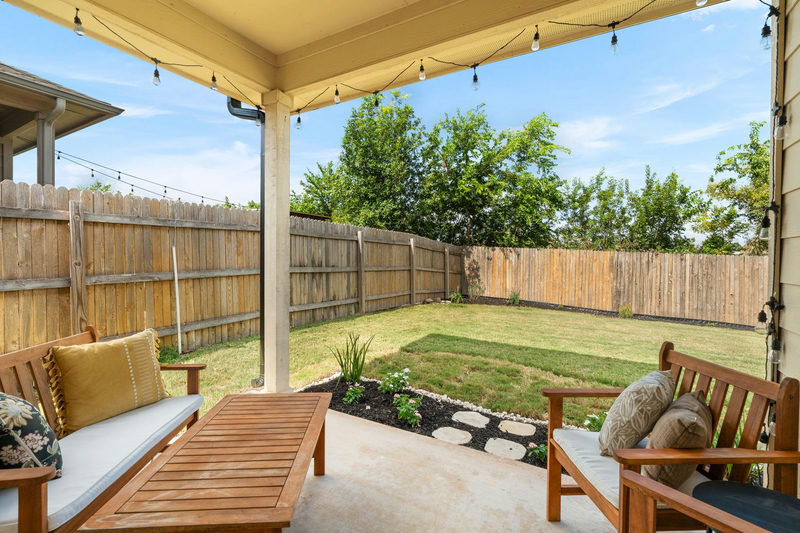 440 Galway Bay Ln — exterior