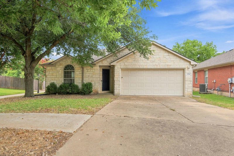 1954 Rachel Ln — exterior