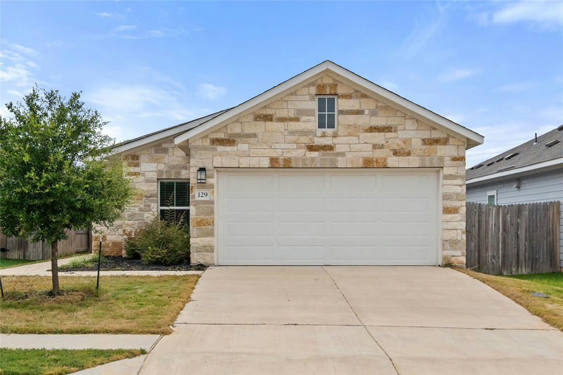 129 Tall Grass Dr — exterior