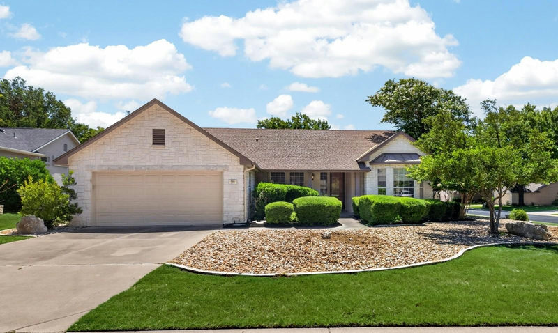 201 Whispering Wind Dr — exterior
