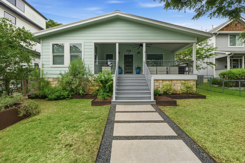708 Upson St — exterior