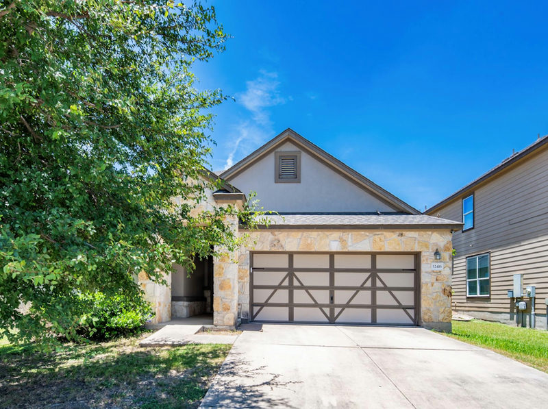 12416 Dwight Eisenhower St — exterior