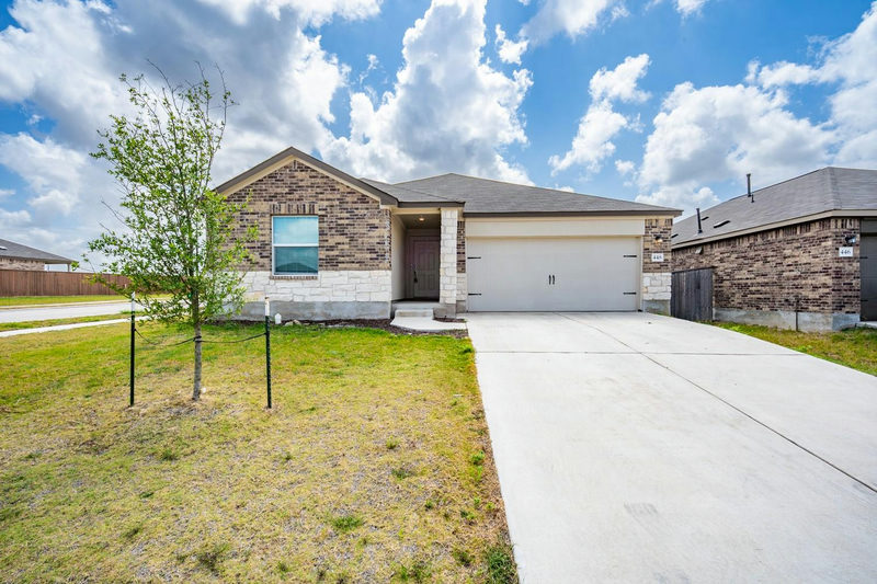 448 Sebring Cir — exterior