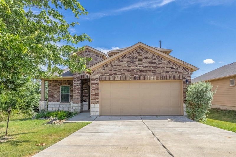 7225 Ranchito Dr — exterior