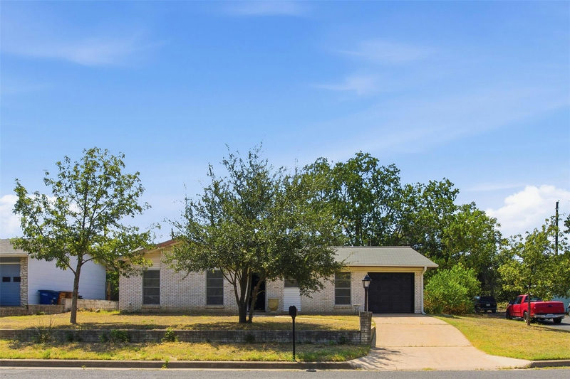 1500 Brandt Dr — exterior