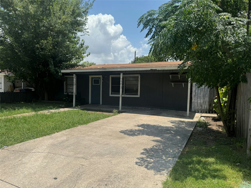 6703 Galindo St — exterior