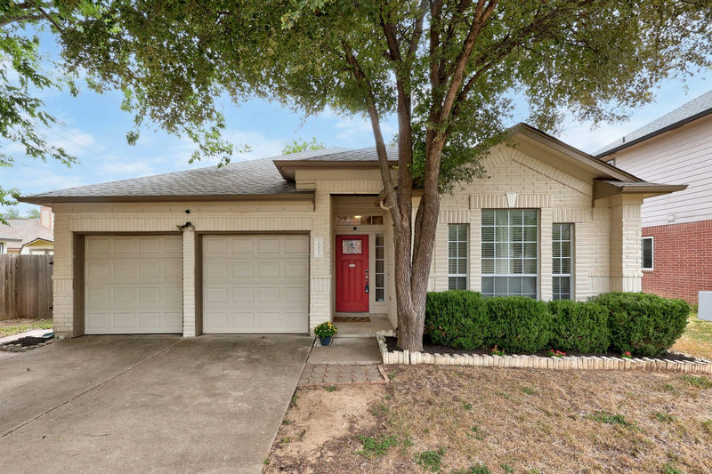20905 Derby Day Ave — exterior