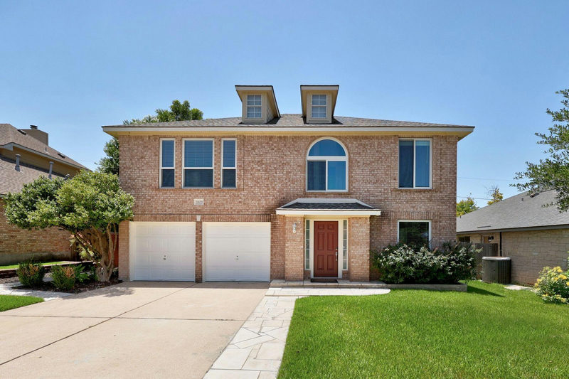 3309 Winding Way — exterior