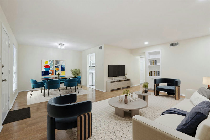 2401 Leon St #210 — exterior