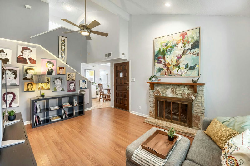 1706 Timberwood Dr — exterior
