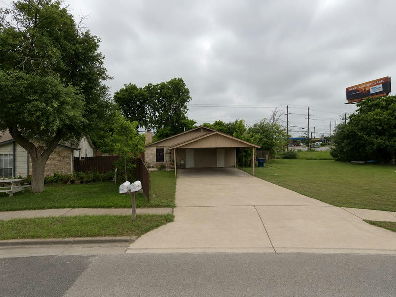 12512 Esplanade St — exterior