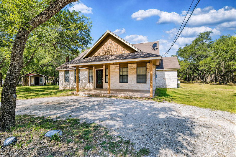 103 Jib Ln — exterior