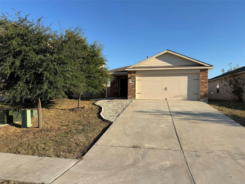 1421 Breanna Ln — exterior