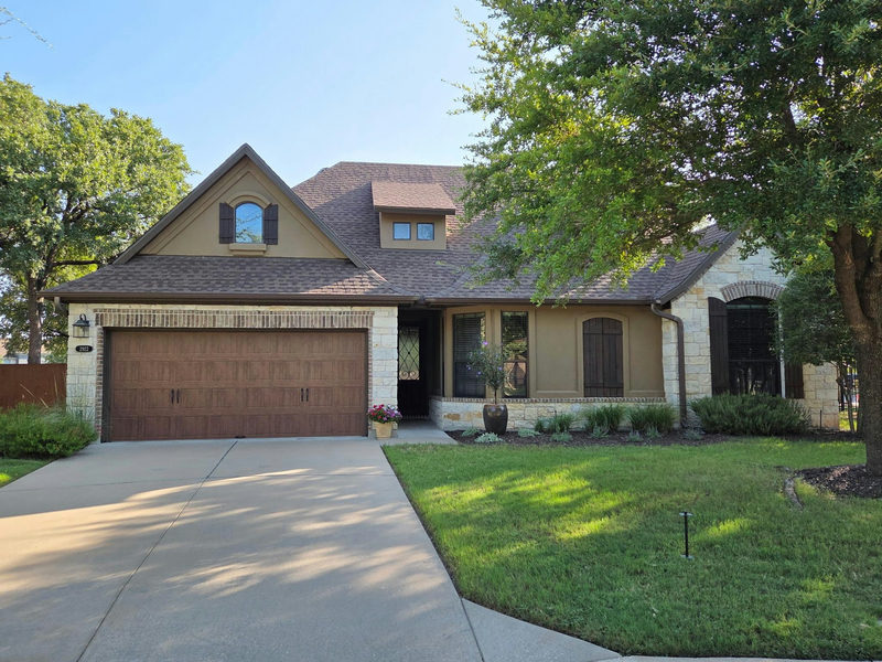 2922 Bellamy Cir — exterior