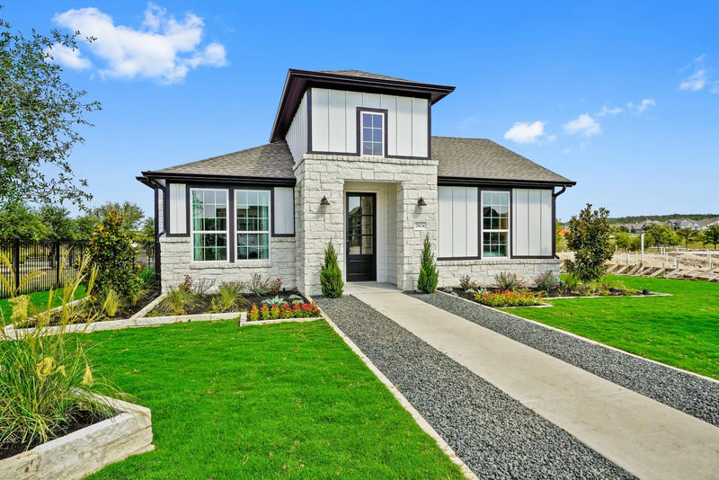 7804 Skytree Dr — exterior