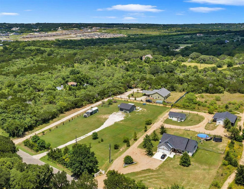 1619 County Road 340 — exterior
