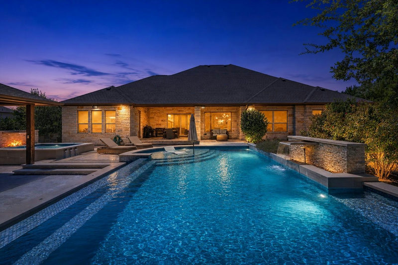 216 Oak Valley Ct — exterior