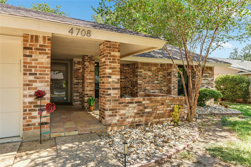 4708 Cap Rock Dr — exterior