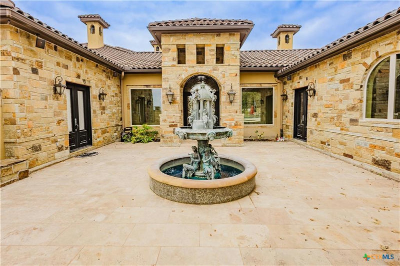 1024 spanish Trl — exterior
