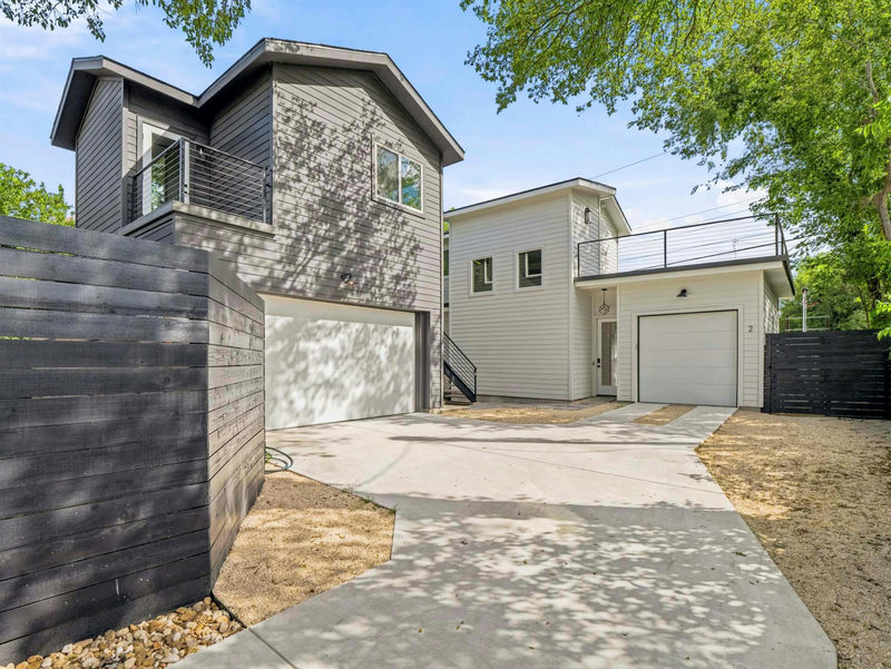 1106 S Meadows Dr SW #2 — exterior