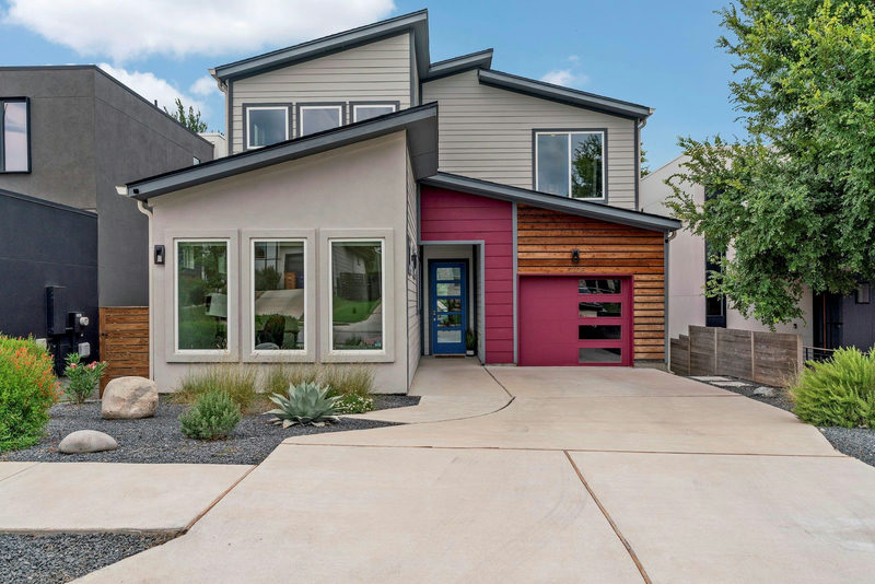 5205 Rob Scott St — exterior