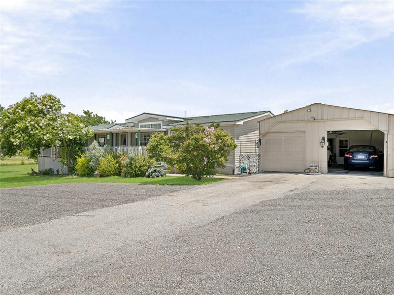 13241 2338 Rd — exterior