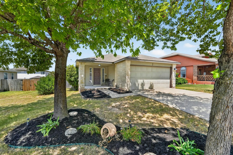 313 Wimberley St — exterior
